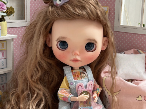 Blythe Doll Custom Claire Obitso 22 Body Worldwide Shipping